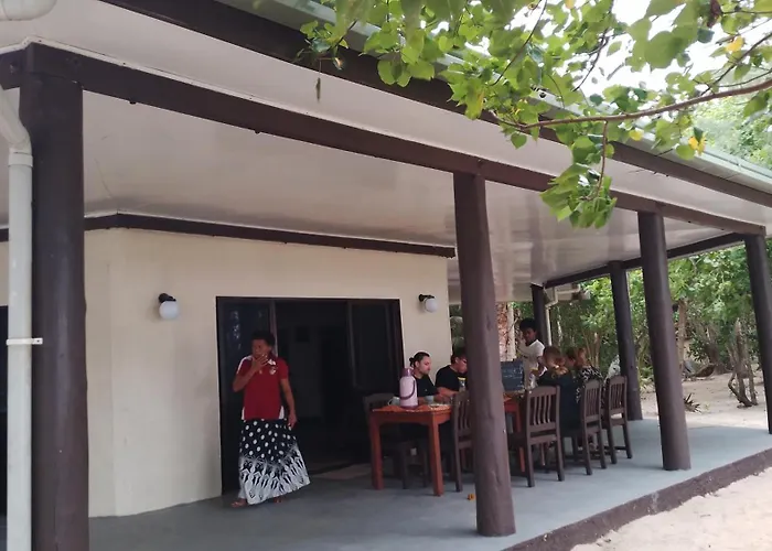 Yasawa Long Beach Hideout Resort