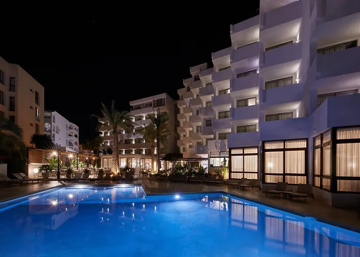 Hotel Tres Torres