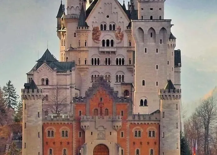 House La Neuschwanstein - Budget City Hotel