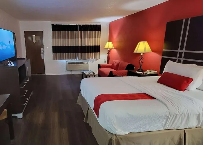 Ramada By Wyndham Mountain Home