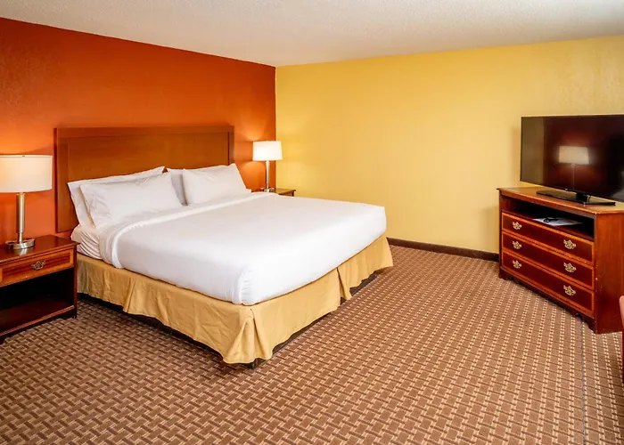 Holiday Inn Express And Suites Hazard By Ihg