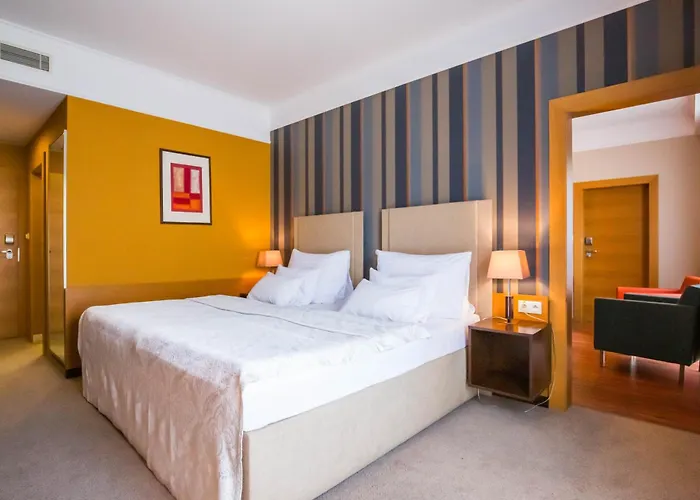 Impiq Hotel