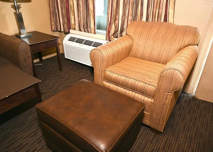 Fortune Inn & Suites