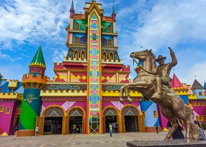 Pousada Ametista - Penha, SC - 1,5 km do Parque Beto Carrero World