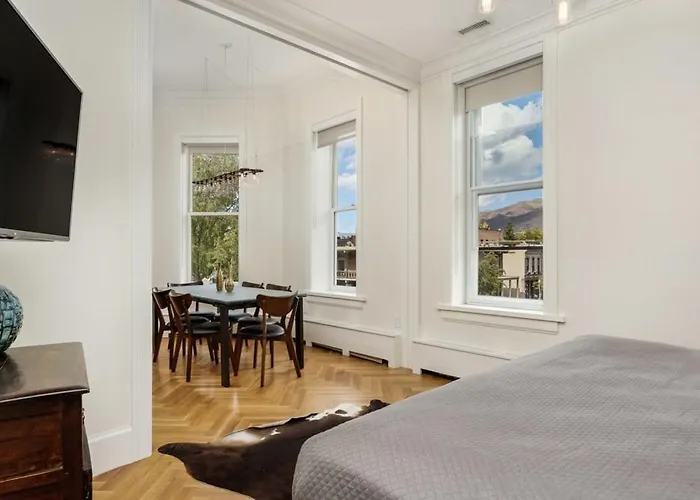 Independence Square 203, Stunning 1Br Suite W/ Great Views Of Downtown Aspen
