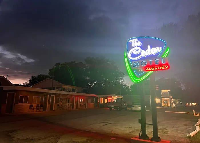 The Cedar Motel