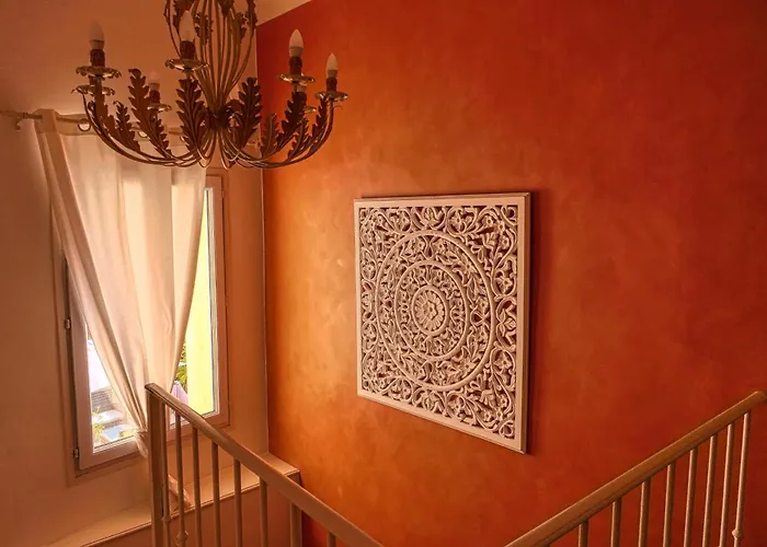 Logis Hotel La Bastide Des Monges