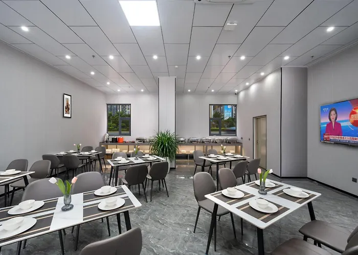 Weizhanwan Hotel Shenzhen International Convention&Exhibition Center Fuhai West Metro Branch