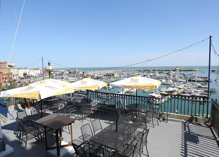 Royal Temple Yacht Club, Bar & Hotel, Pet Friendly!