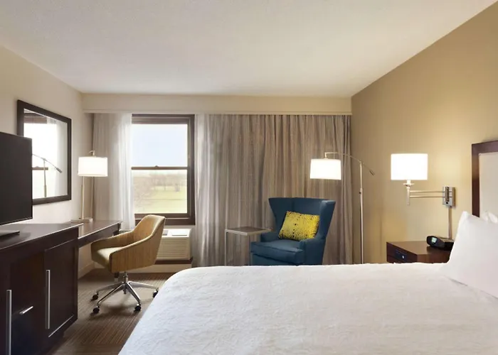 Hampton Inn And Suites Springdale