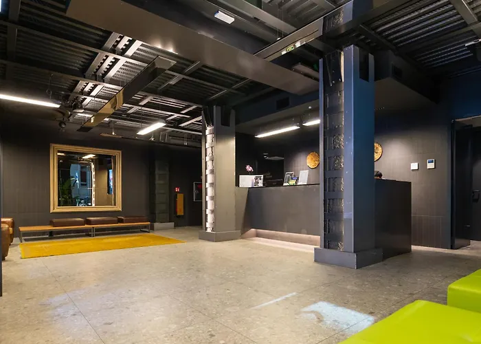 Smart Hotel Central