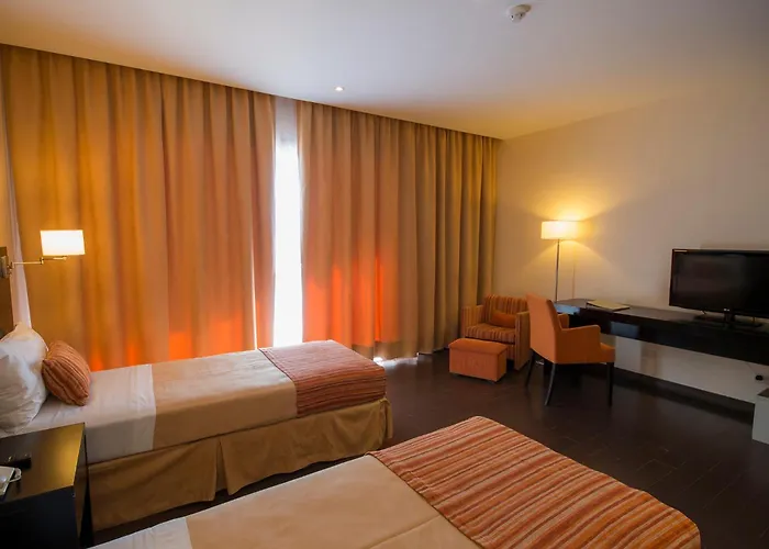 Grand Crucero Hotel