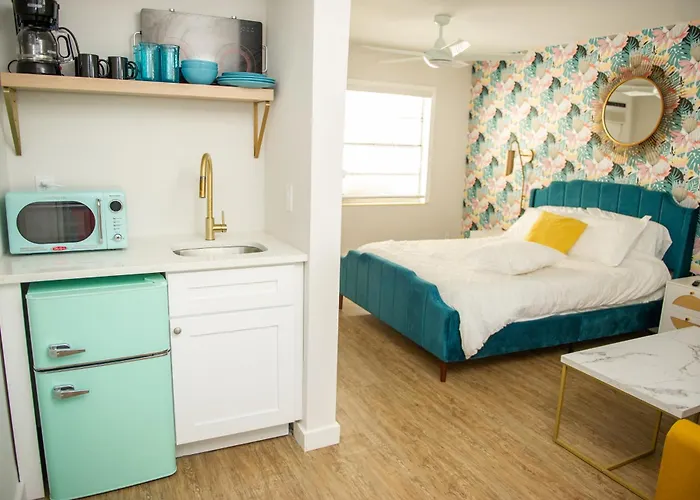 Sunburst Inn- Indian Shores Beach