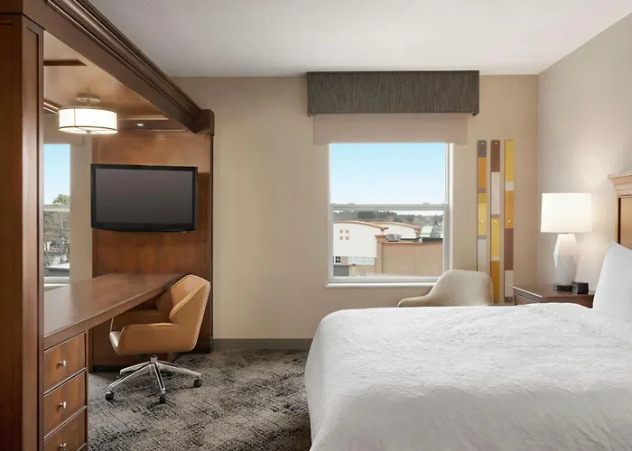 Hampton Inn & Suites Exeter