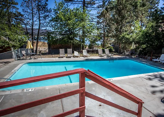 Lakeside Family Cabin By Big Bear Vacations