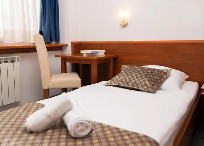 Hotel Neboder