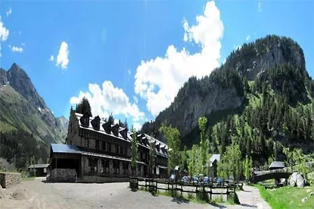 Hotel Llanos Del Hospital