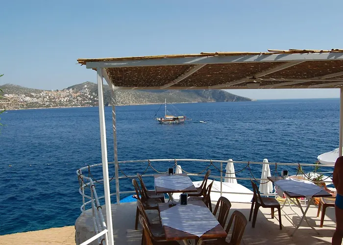 Caretta Hotel
