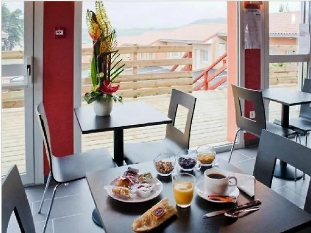 Hotel Cantal Cottages