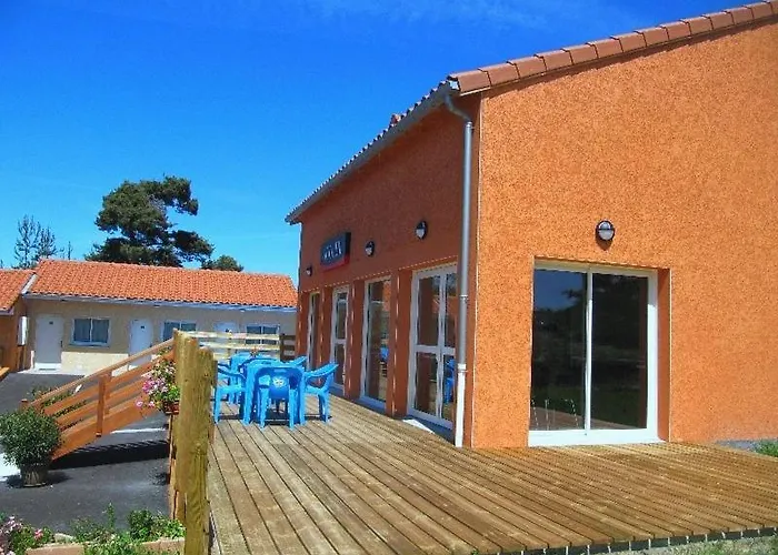 Hotel Cantal Cottages