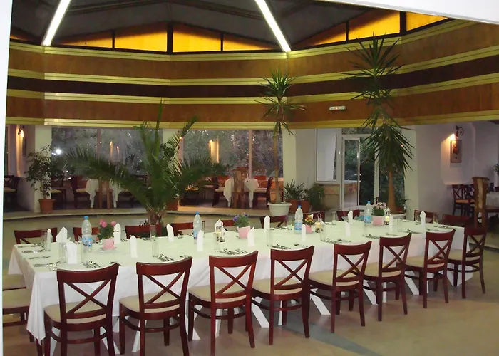 Sunshine Pearl Family Hotel