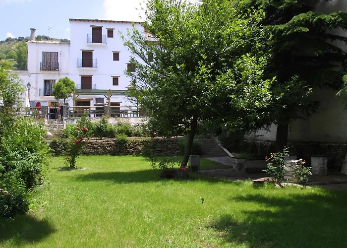 Hostal Rural Poqueira