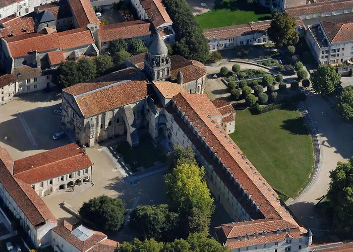 Les Chambres De L'Abbaye