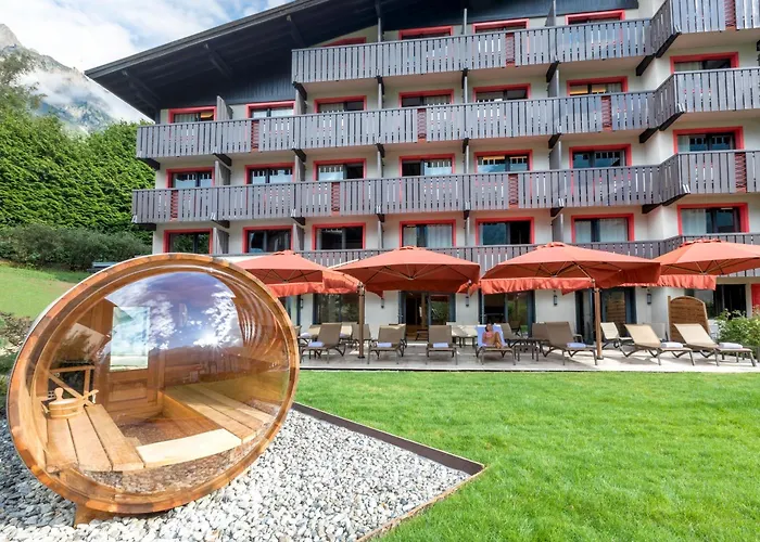 Chalet Hotel Le Prieure & Spa