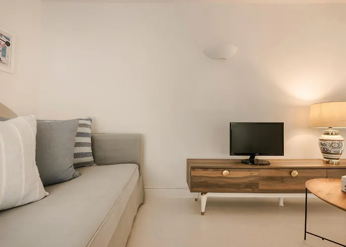 Hydra Hotel
