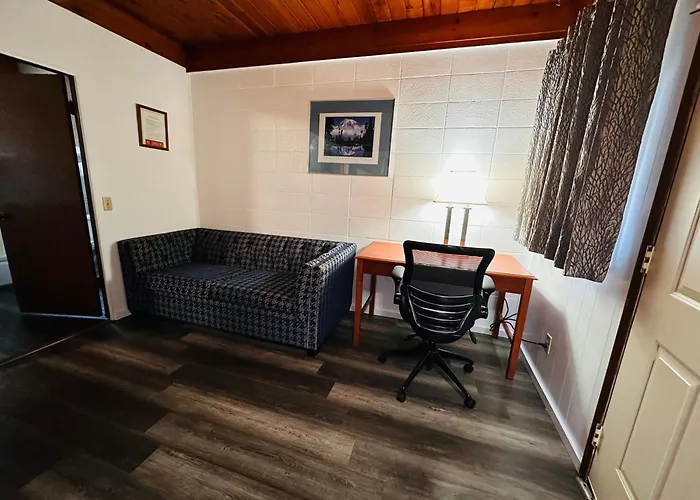 Anchor Inn Motel By Loyalty Blaine