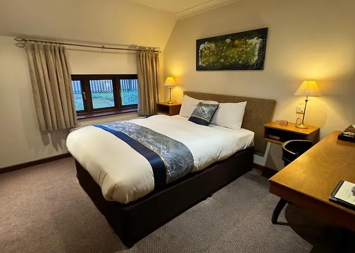 Golden Lion Hotel