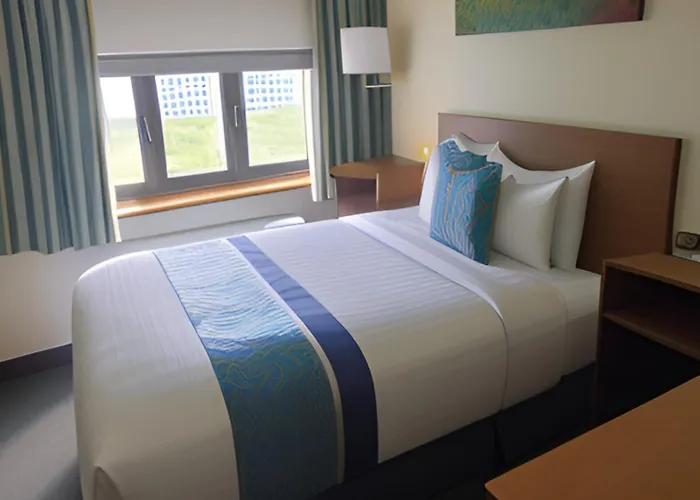Golden Lion Hotel