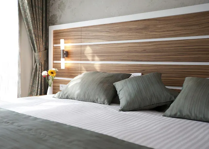 Fourway Hotel&Spa