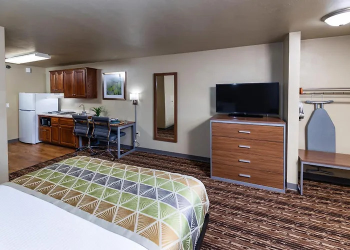 Extended Stay Airport