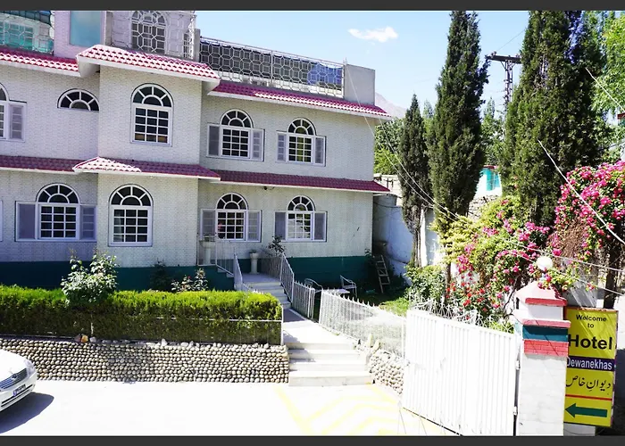 Hotel Dewanekhas Skardu