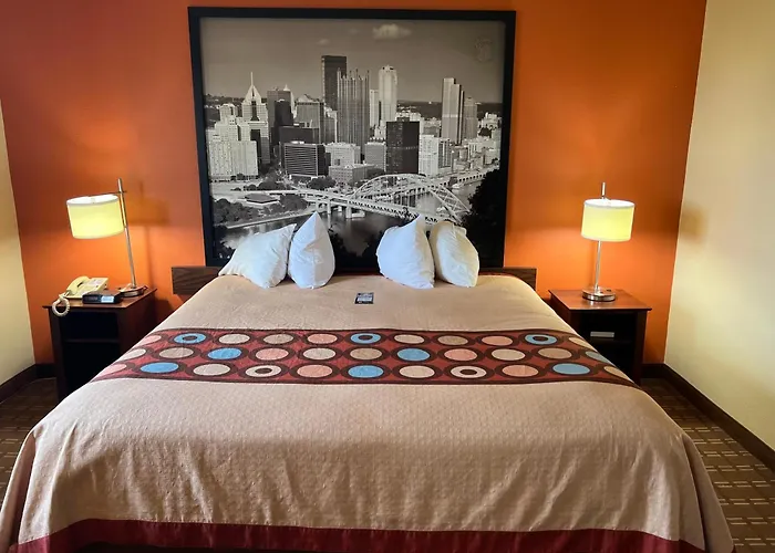 Super 8 By Wyndham Altoona