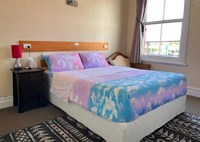 Golden Cross Hotel
