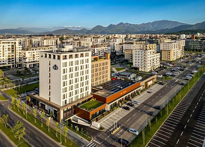 Qosmo Brasov Hotel