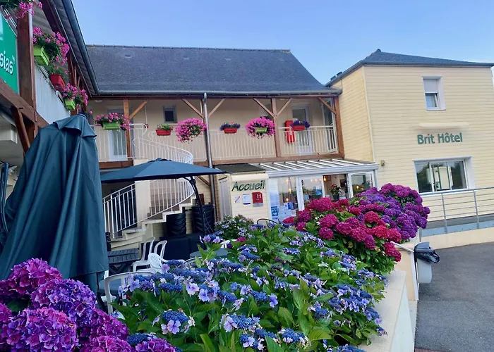Brit Hotel Confort Lannion Vers Perros-Guirec