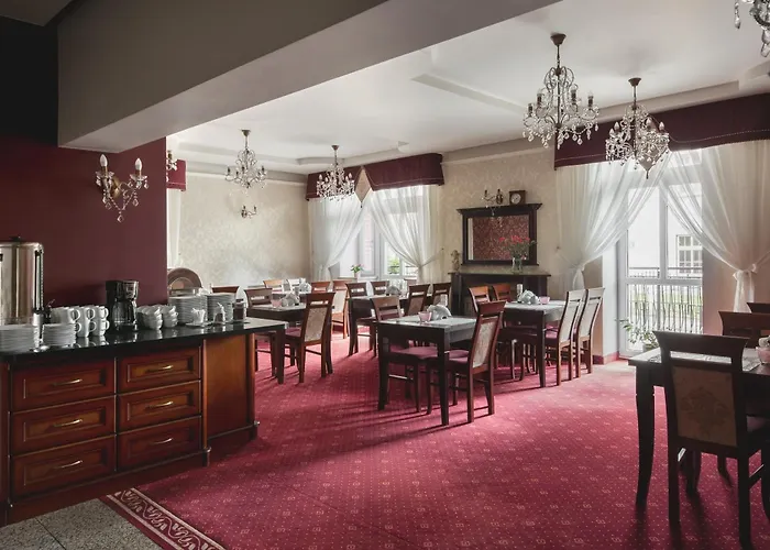 Paria Hotel