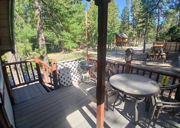Big Bear Lake - Tulip Lane Cabin #22