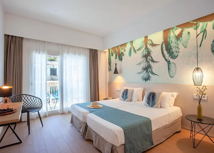 Hotel Tora
