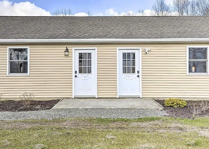 Equestrian House Suites
