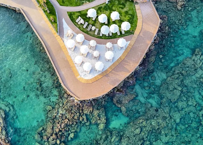 Feniks Priority Hotel