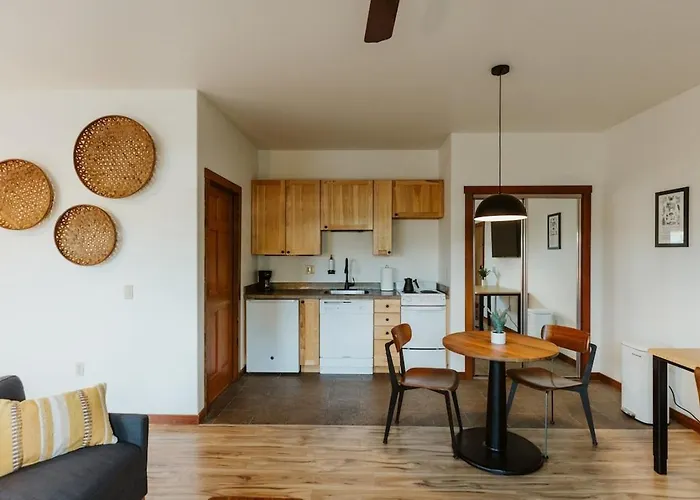 Mt Jackson Suite Boutique Hotel Hospitality