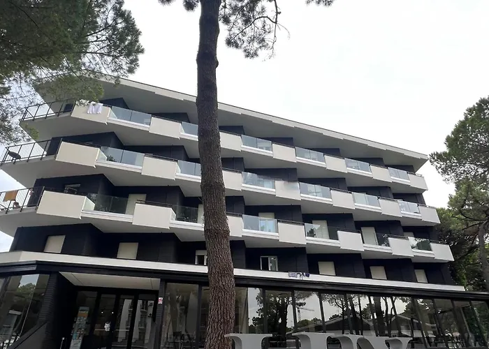 Hotel Lux 3 Stelle Milano Marittima