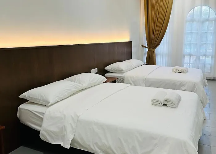 Landcons Hotel & Resort