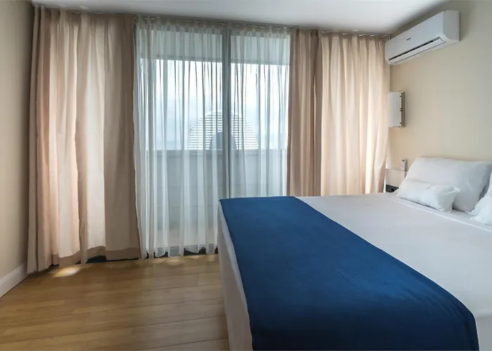 Panorama Sea View Central Hotel