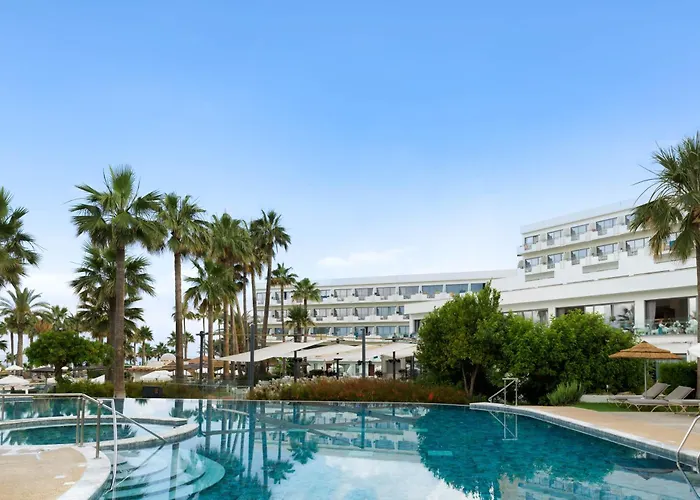 St George Beach Hotel & Spa Resort (Adults Only) Klorakas