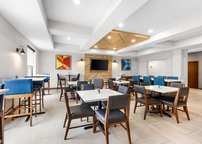 Holiday Inn Express & Suites Van Wert By Ihg